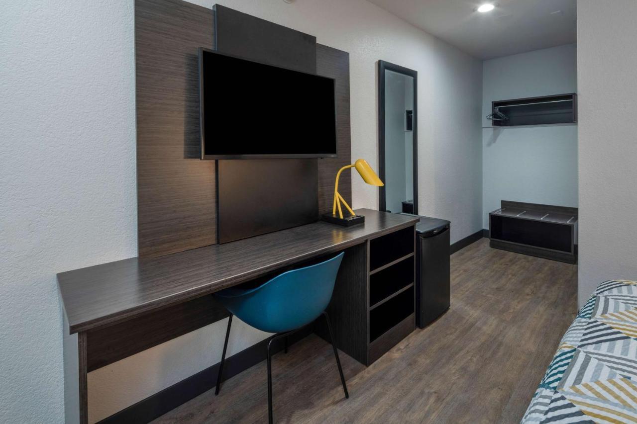 Motel 6-Fontana, Ca エクステリア 写真