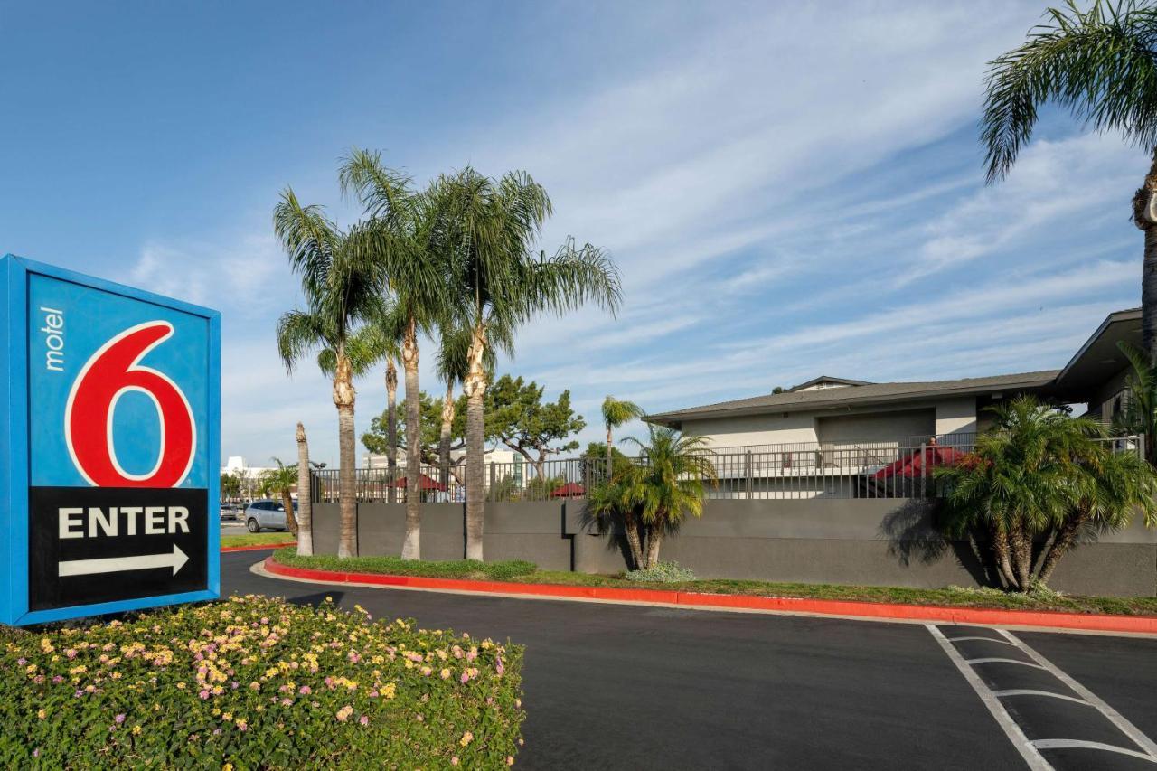 Motel 6-Fontana, Ca エクステリア 写真