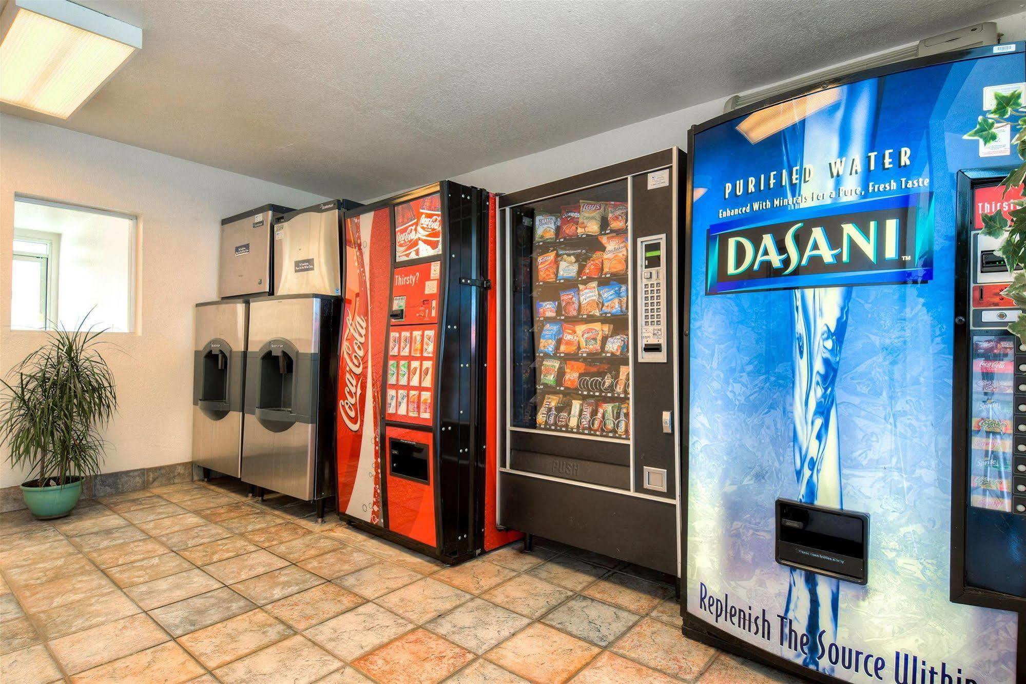Motel 6-Fontana, Ca エクステリア 写真