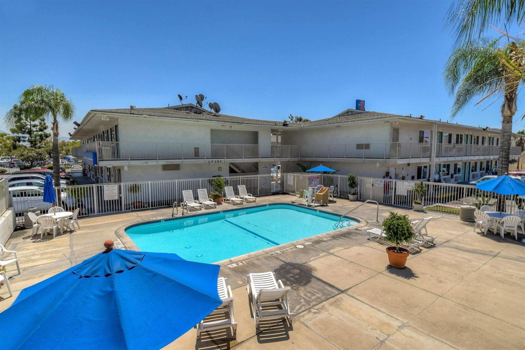 Motel 6-Fontana, Ca エクステリア 写真